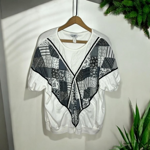 90s Vintage Quilted Patchwork Lace Trim Sweater Top - Picture 9 of 9